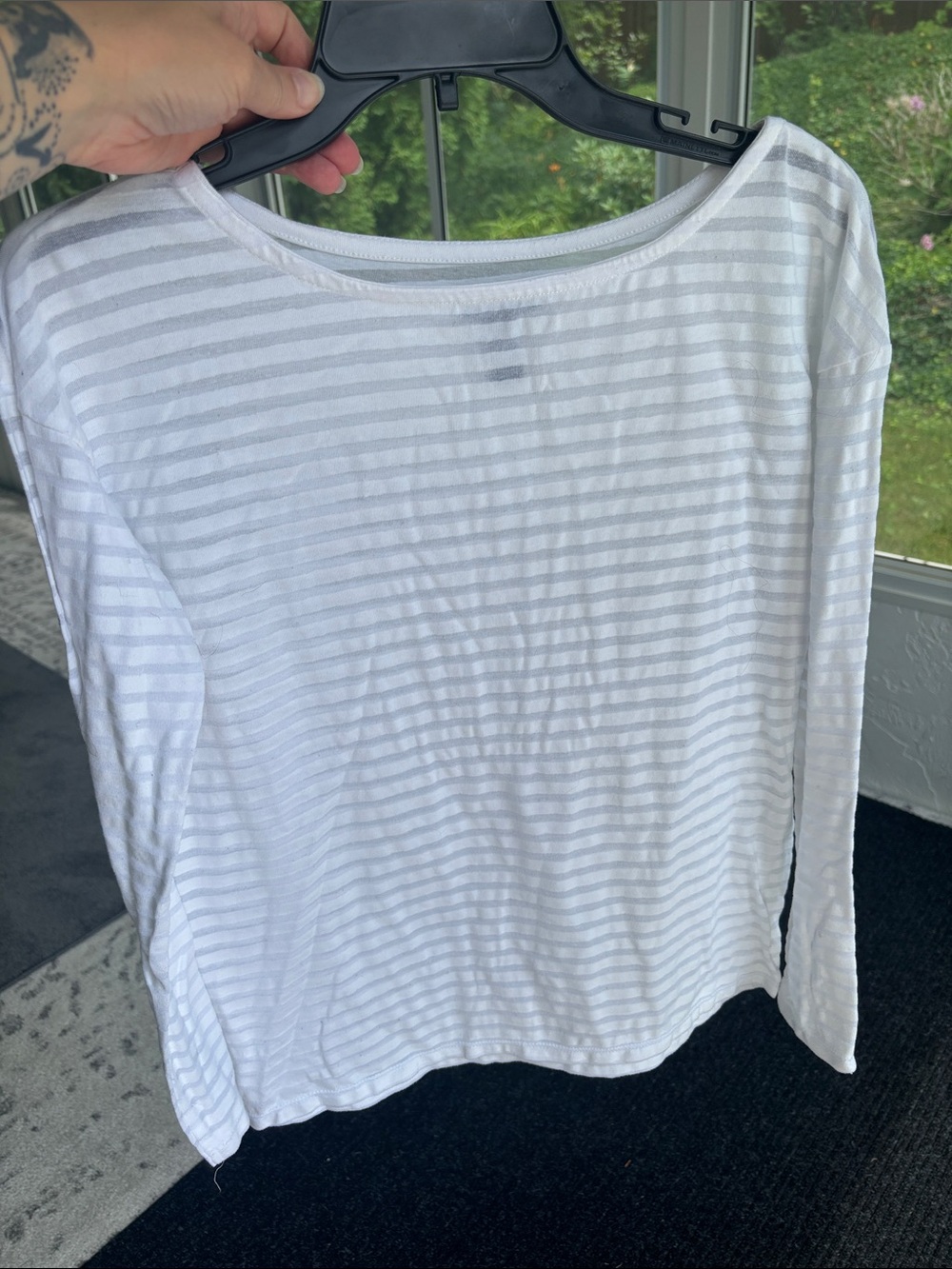 GAP White Striped Long-Sleeve Tee